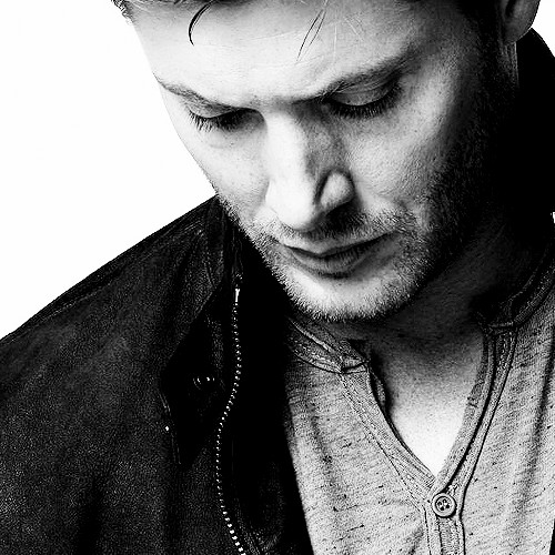 Jensen Ackles Fotoğrafları 911