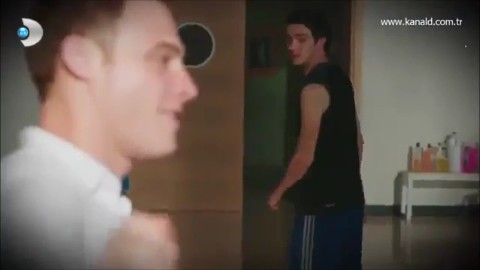 Kerem Bürsin Fotoğrafı