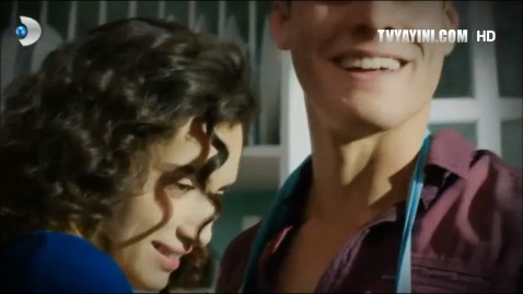 Kerem Bürsin Fotoğrafı