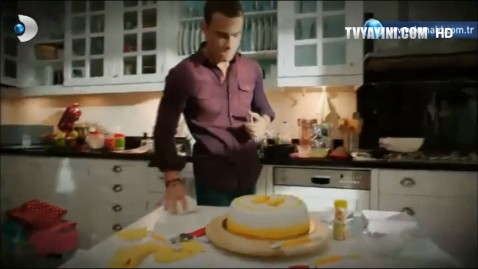 Kerem Bürsin Fotoğrafı