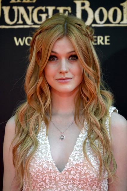 Katherine McNamara Fotoğrafı