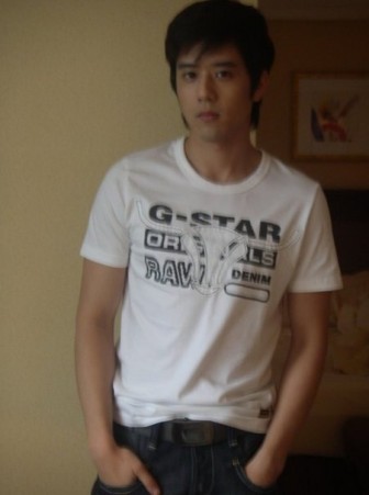 George Hu Fotoğrafı