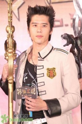 George Hu Fotoğrafı