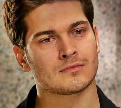 Çağatay Ulusoy Fotoğrafları 435