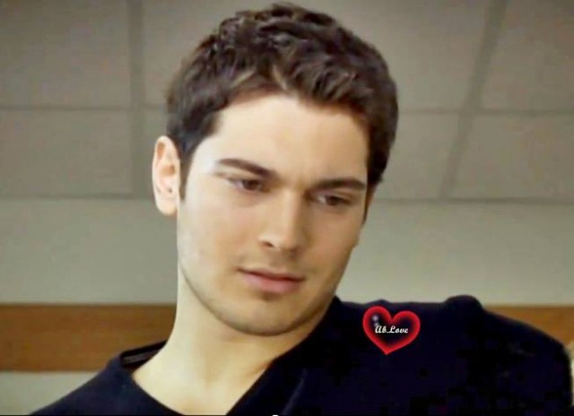 Çağatay Ulusoy Fotoğrafı