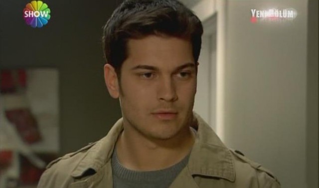 Çağatay Ulusoy Fotoğrafı