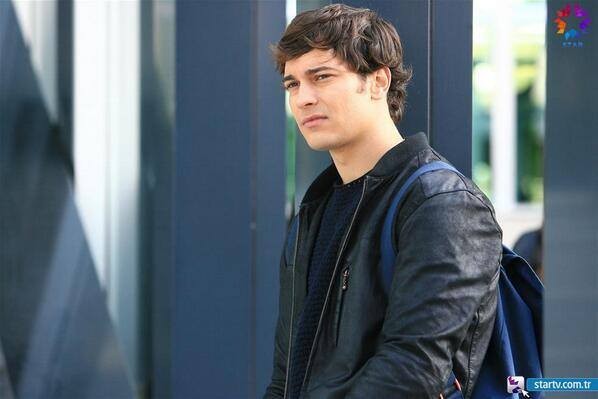 Çağatay Ulusoy Fotoğrafları 974