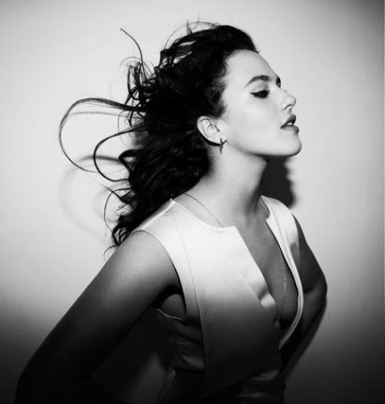 Jessica Brown-Findlay Fotoğrafları 20