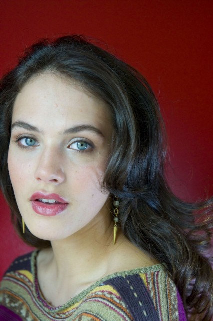 Jessica Brown-Findlay Fotoğrafları 45