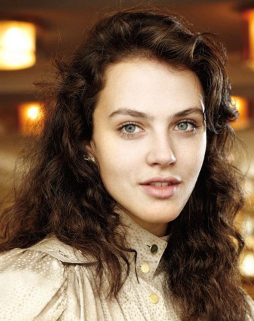 Jessica Brown-Findlay Fotoğrafları 52