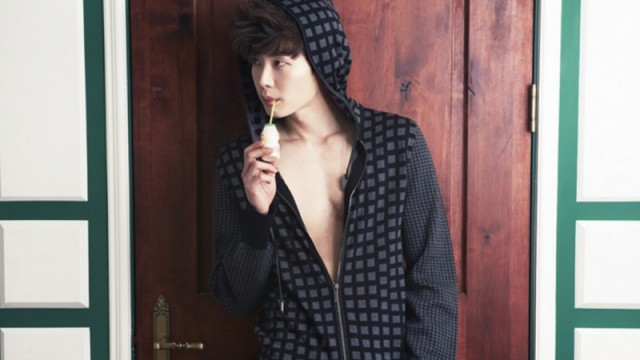 Lee Jong-suk Fotoğrafı