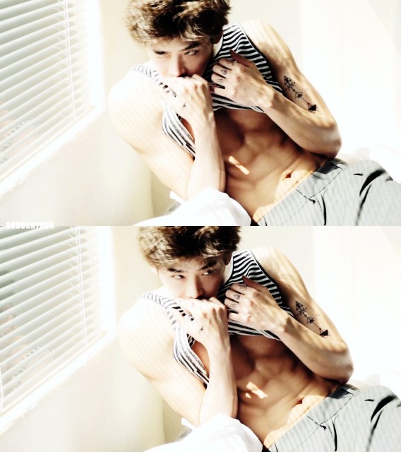 Lee Jong-suk Fotoğrafı