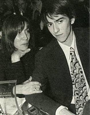 Olivia Harrison Fotoğrafları 14