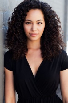 Madeleine Mantock Fotoğrafı