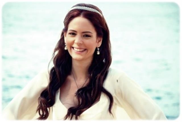 Yıldız Çağrı Atiksoy Fotoğrafı