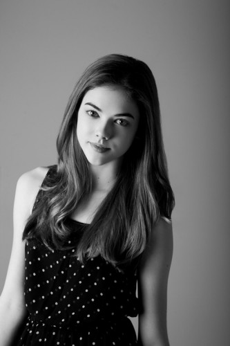 McKaley Miller Fotoğrafı