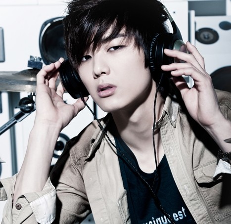 Kang Min-hyuk Fotoğrafları 112