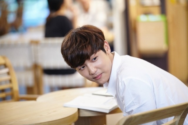 Kang Min-hyuk Fotoğrafı