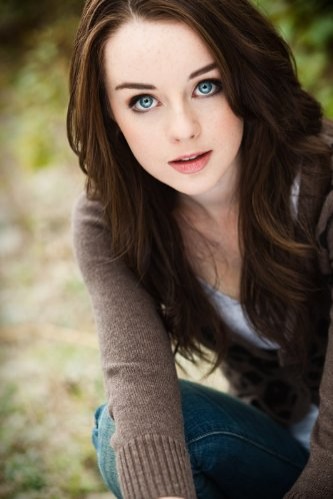 Kacey Rohl Fotoğrafı