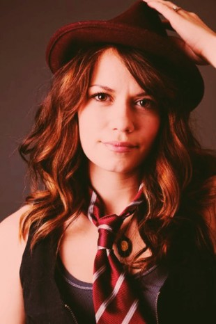 Bethany Joy Lenz Fotoğrafları 24