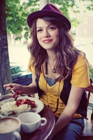 Bethany Joy Lenz Fotoğrafları 29