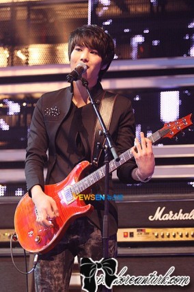 Lee Jong-hyun Fotoğrafı