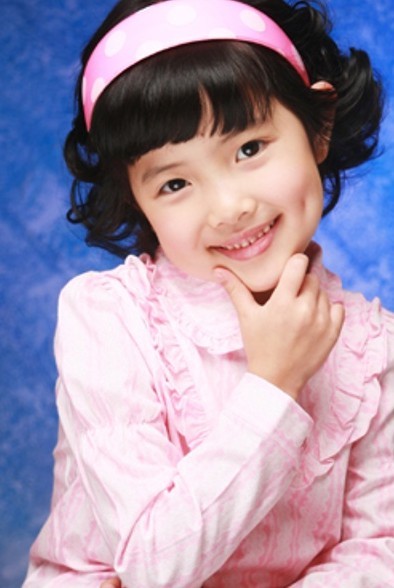 Kim Ji-won (i) Fotoğrafı