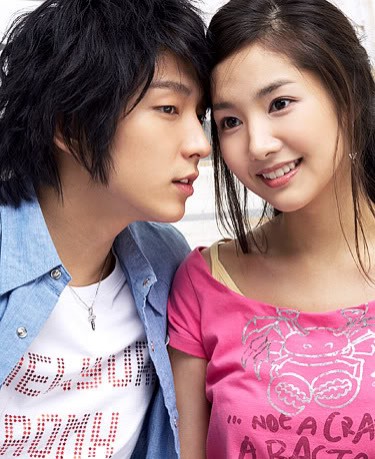 Park Min-young Fotoğrafı