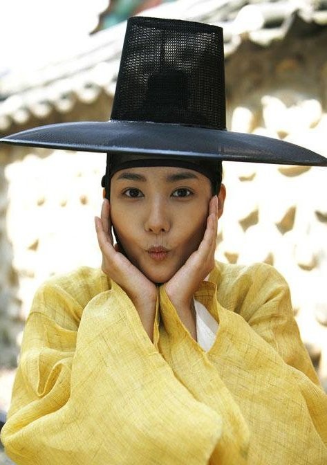 Park Min-young Fotoğrafı