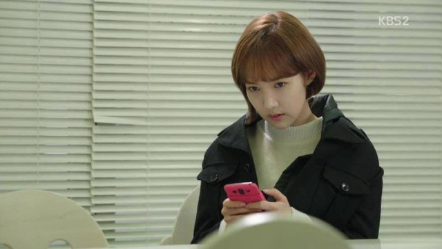 Park Min-young Fotoğrafı