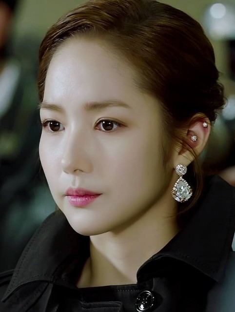 Park Min-young Fotoğrafı
