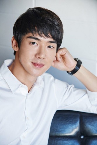 Yoo Yun-suk Fotoğrafları 59