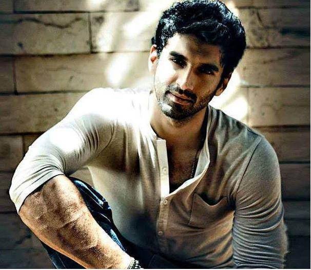 Aditya Roy Kapoor Fotoğrafları 77