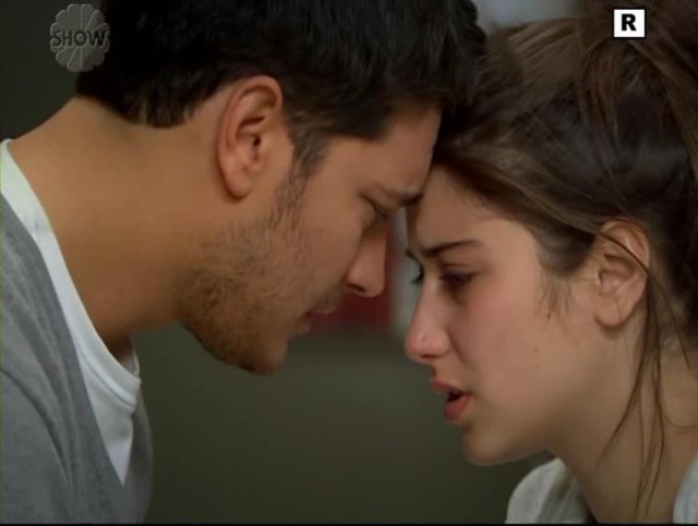 Hazal Kaya Fotoğrafı