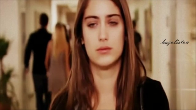 Hazal Kaya Fotoğrafları 544