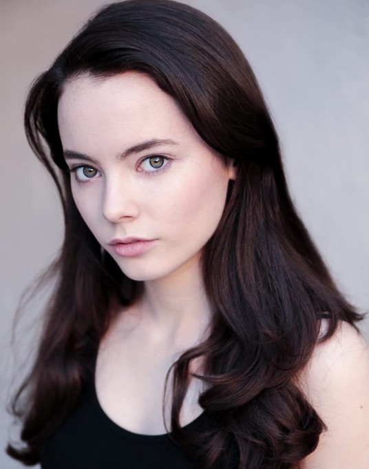 Freya Tingley Fotoğrafı