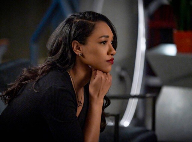 Candice Patton Fotoğrafı