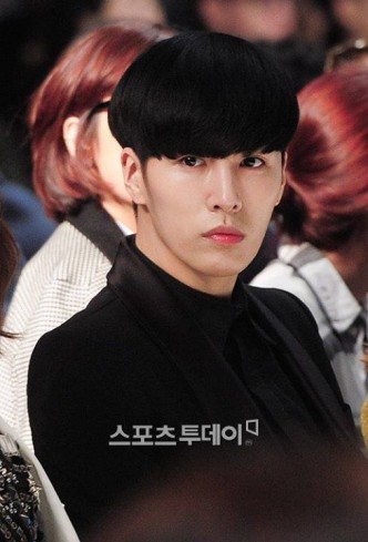 No Min-woo Fotoğrafı