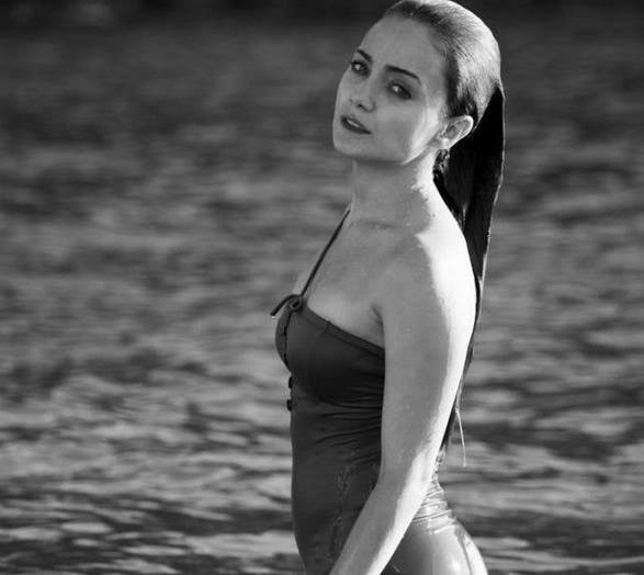 Damla Sönmez Fotoğrafı