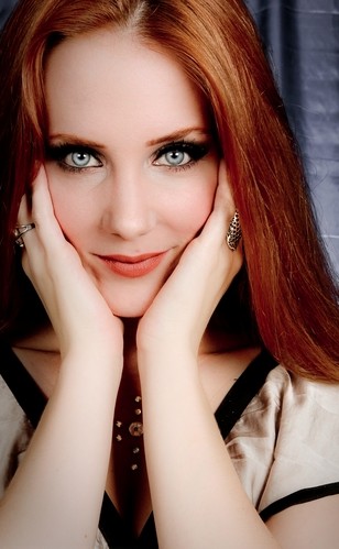 Simone Simons Fotoğrafı