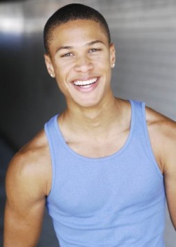 Najee De-Tiege Fotoğrafı