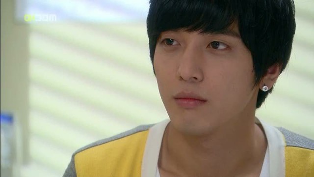 Jung Yong-Hwa Fotoğrafı