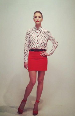 Yasemin Allen Fotoğrafı