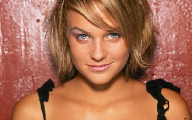 Mirjam Weichselbraun Fotoğrafı