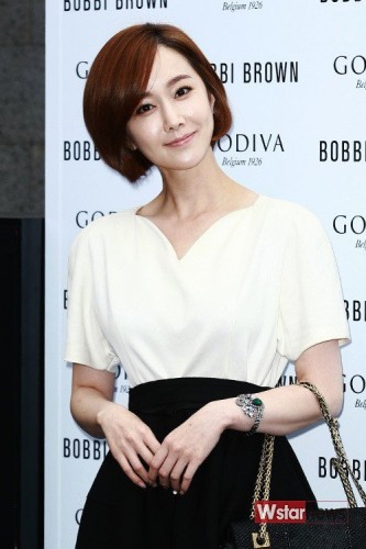 Kim Min-seo Fotoğrafı