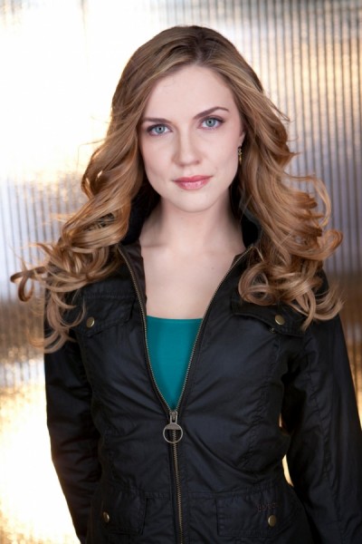 Sara Canning Fotoğrafı