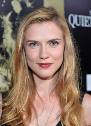 Sara Canning Fotoğrafı