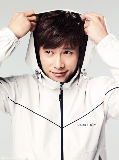 Lee Byung-hun Fotoğrafı