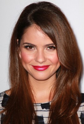 Shelley Hennig Fotoğrafları 11