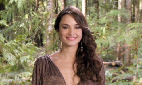 Mia Maestro Fotoğrafları 17